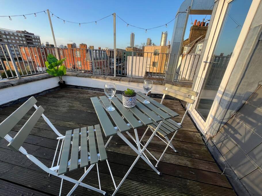 Modern With Stylish Terrace - Your London Oasis! Екстериор снимка