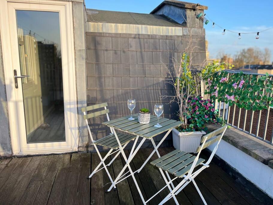 Modern With Stylish Terrace - Your London Oasis! Екстериор снимка